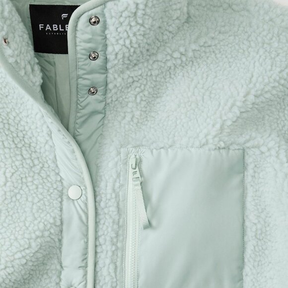 Fabletics Tahoe Teddy Jacket Tumbled Stone Green Sherpa Soft Cozy Women's Sz XL - Picture 3 of 16